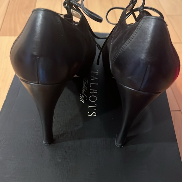 Black suede platform heels with peep toe - Picture 3 of 6